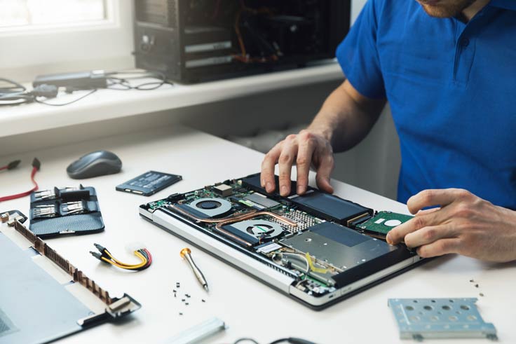 Austausch der Festplatte am Laptop